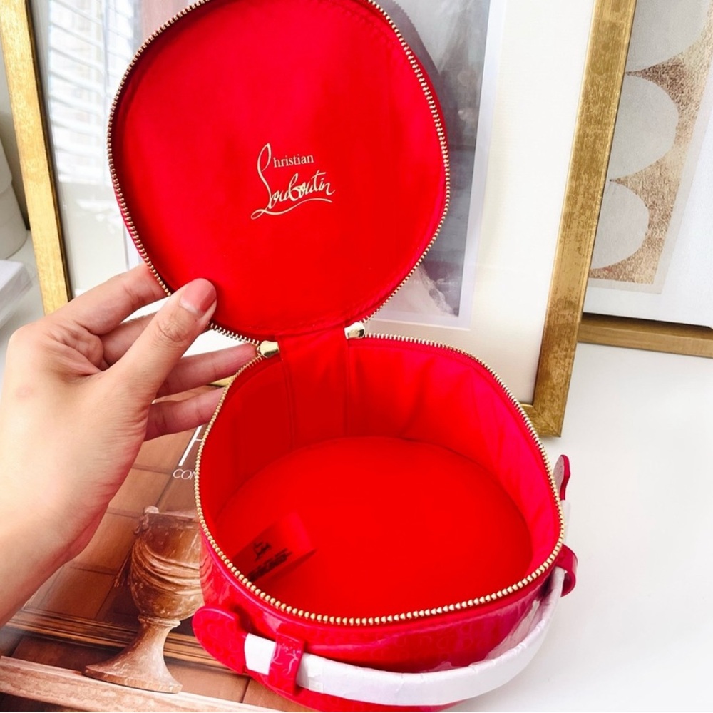 Christian Louboutin‎ Top Handle Round Makeup Zip Case - Picture 5 of 5